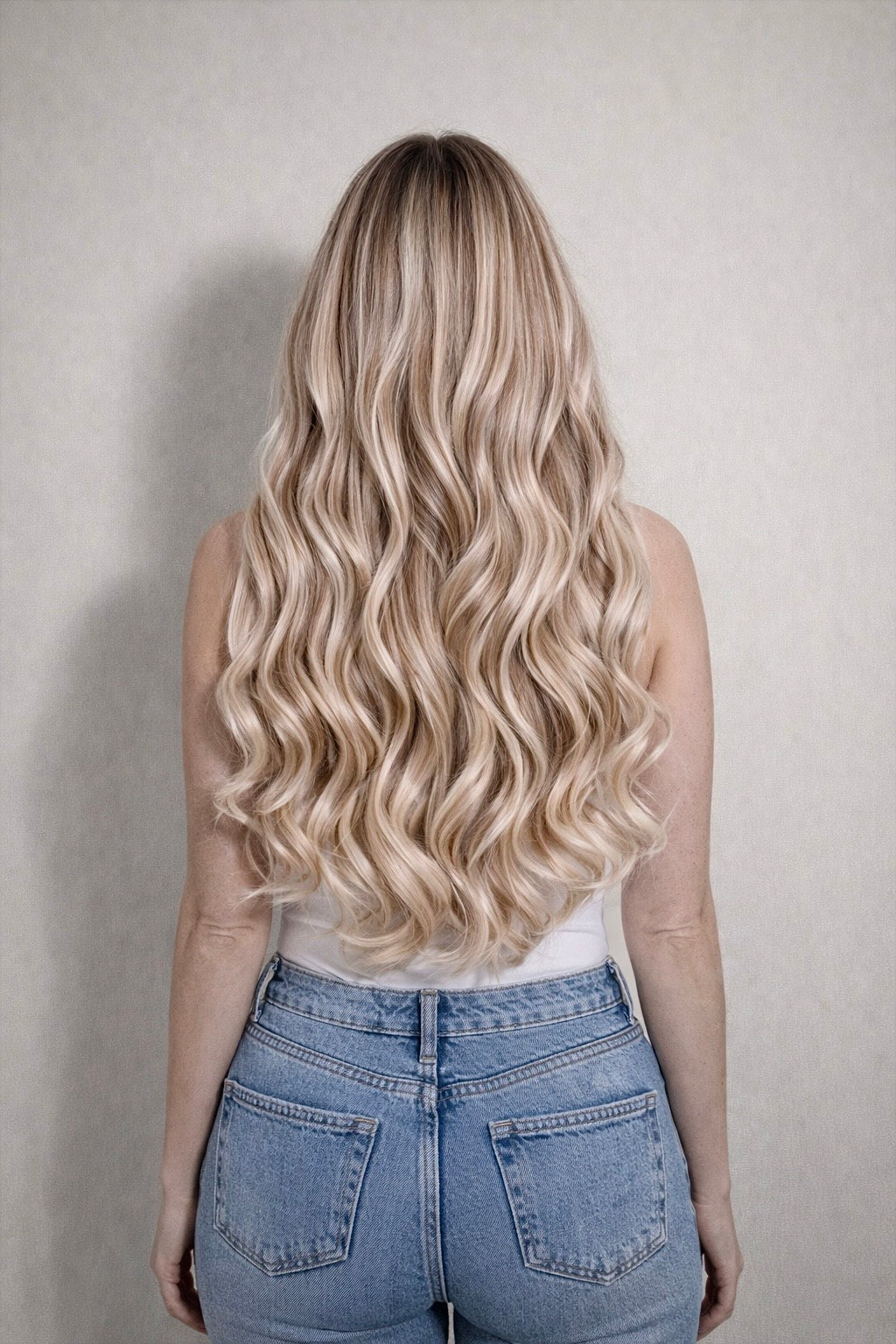 30" Nano Tip Human Hair Extensions. Rooted Mixed Pearl #B18/1004