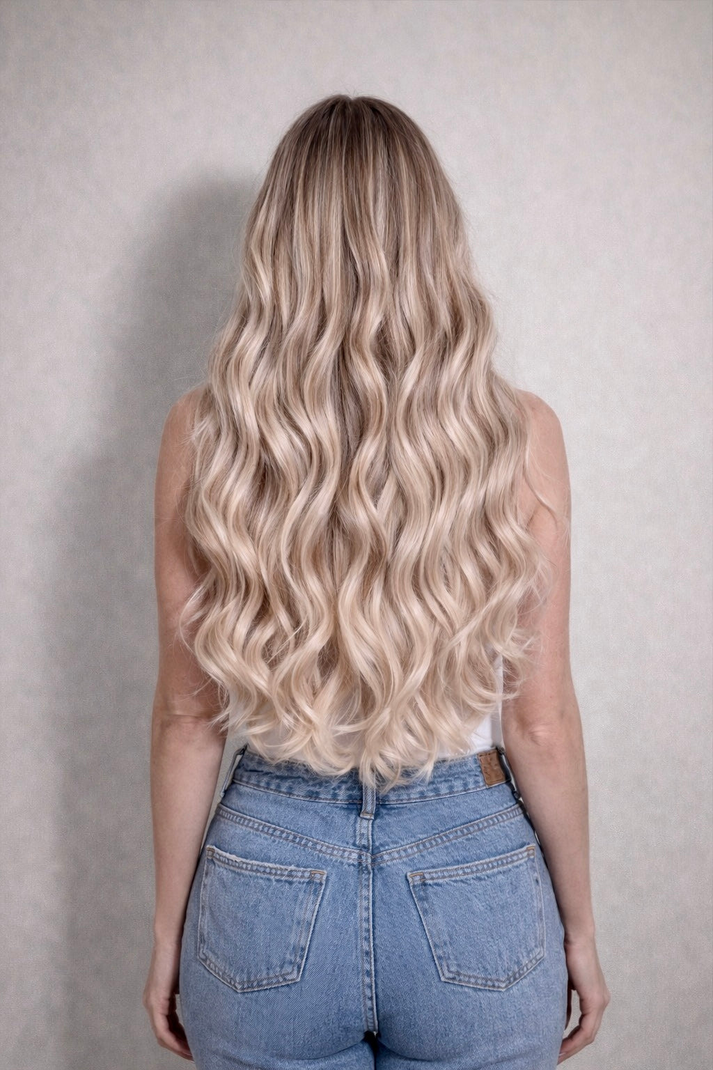 26" Nano Tip Human Hair Extensions. Mixed Pearl #P18/1004