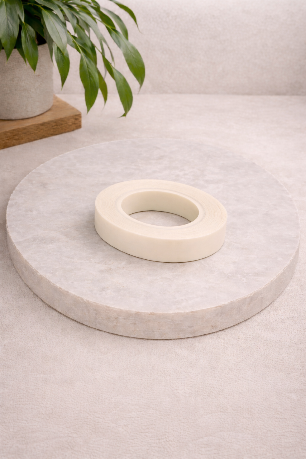 Luxe Strong Hold Tape 3 Meter